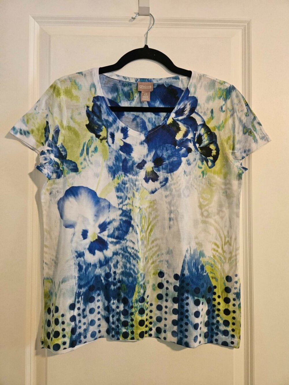 Chico’s Size 0/S/4-6 Blue Floral Tee | Watercolor Floral Short Sleeve Top